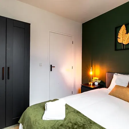 B&K Urban City Suites Tilburg Exterior photo