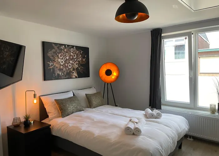 B&K Urban City Suites